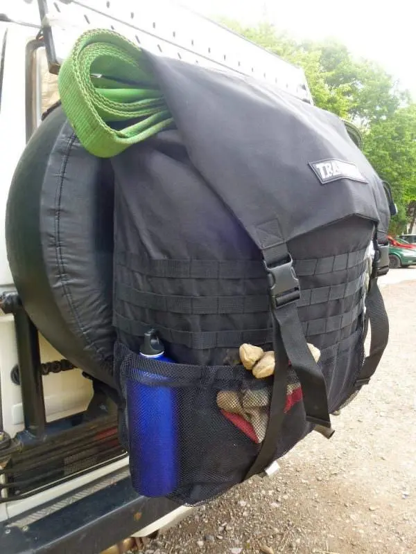 TRASHAROO | SPARE TIRE TRASH BAG FITS TIRES FROM 29″ TO 40″ HAULS UP TO 50 LBS OF WEIGHT | BLACK