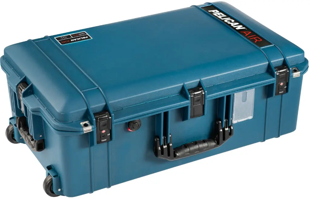 pelican-1595trvl-air-case-indigo-03.webp