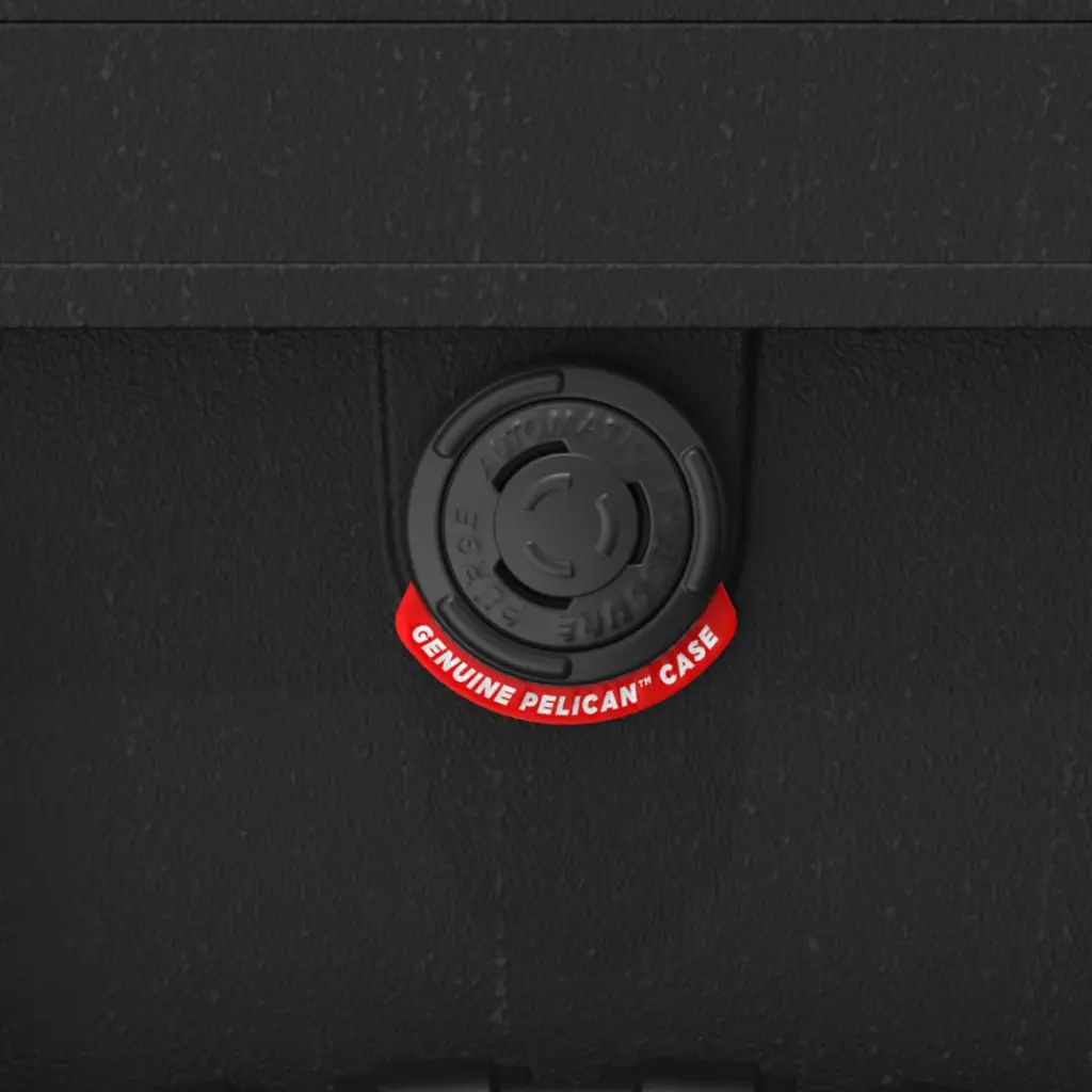 1535 Air Carry On Cases Trekpakfoam Hybrid 3.webp