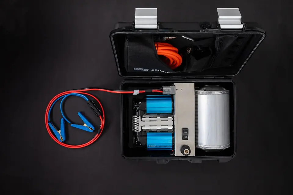 ARB  COMPRESSOR Brushless Twin PORTABLE 2.webp