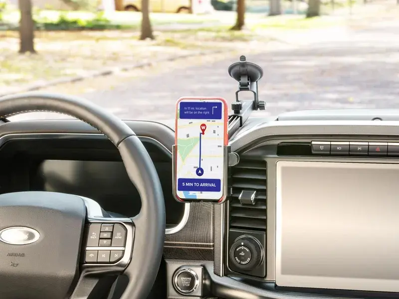 WINDSHIELDFONE UNIVERSAL WINDSHIELD-MOUNTED CELL PHO 2