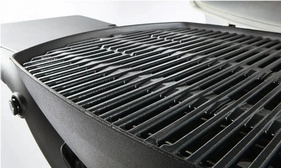Weber Q1200 Liquid Propane Grill - Black 5.webp