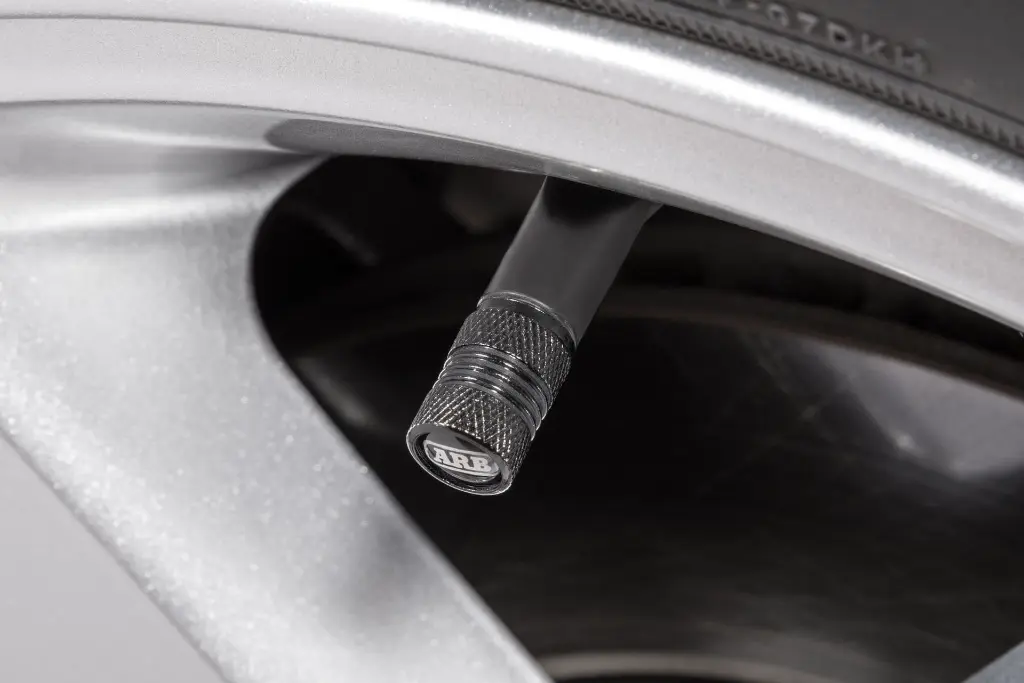 ARB VALVE CAPS BLACK  3.webp