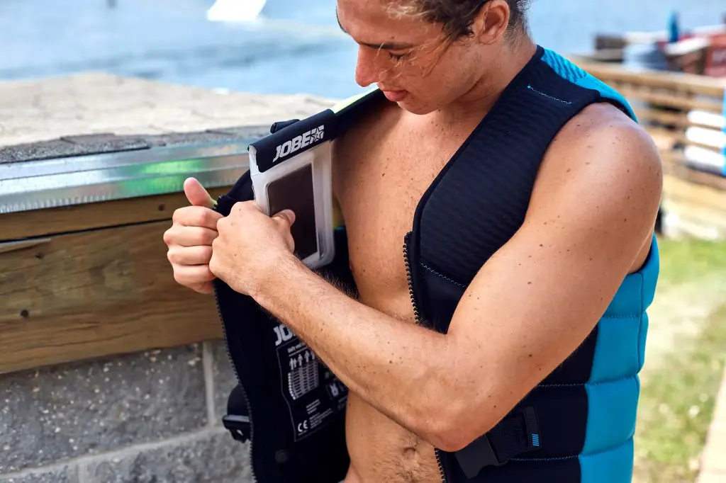 Jobe Waterproof Gadget Bag 2