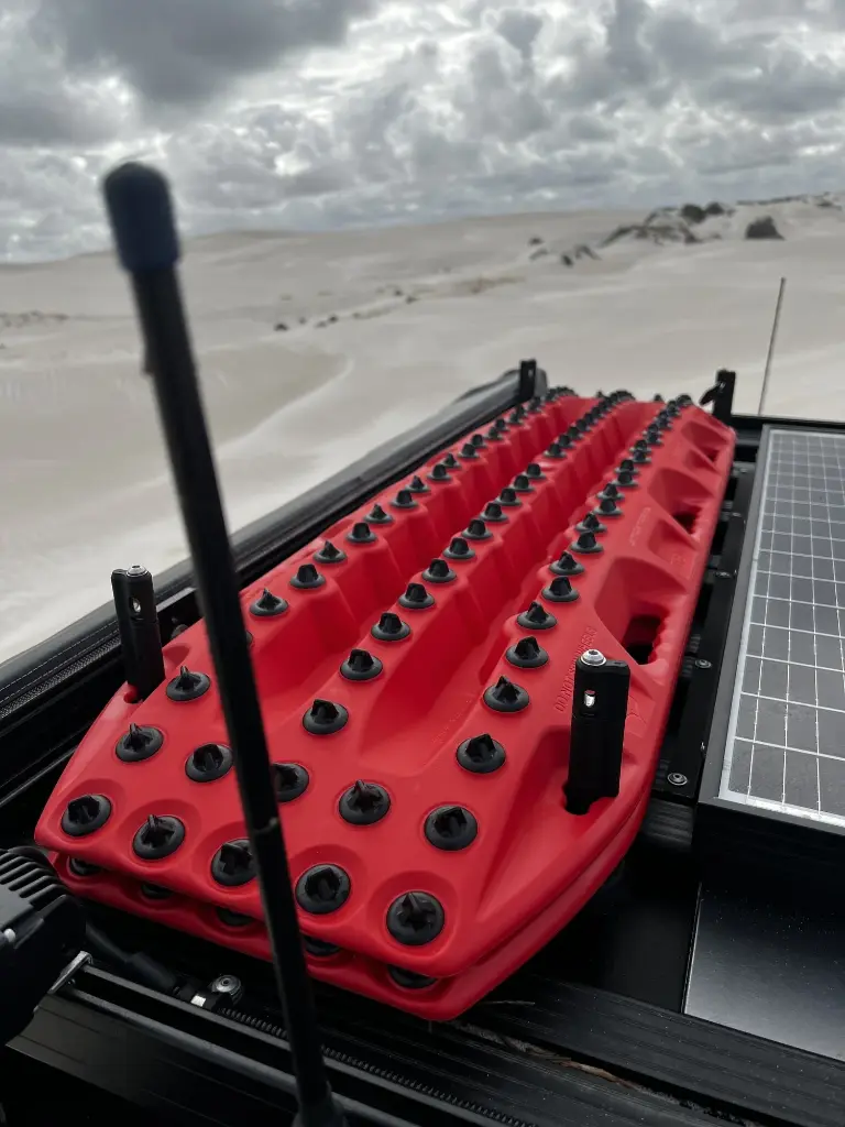MAXTRAX  XTREME PAIR RED 3.webp