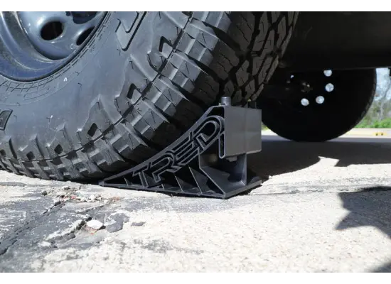 TRED | GT WHEEL CHOCK - BLACK