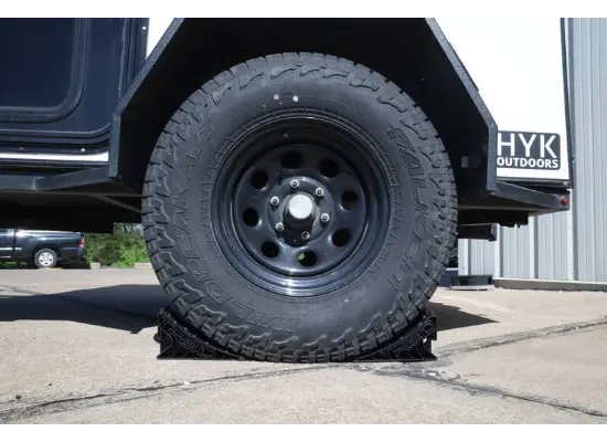 TRED | GT WHEEL CHOCK - BLACK