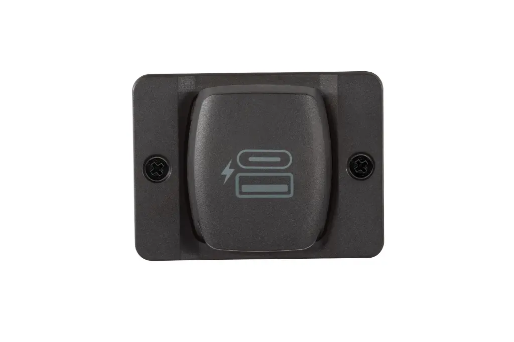 FLIP PRO Plus Fast Charger USB-A & USB-C Socket (4).webp