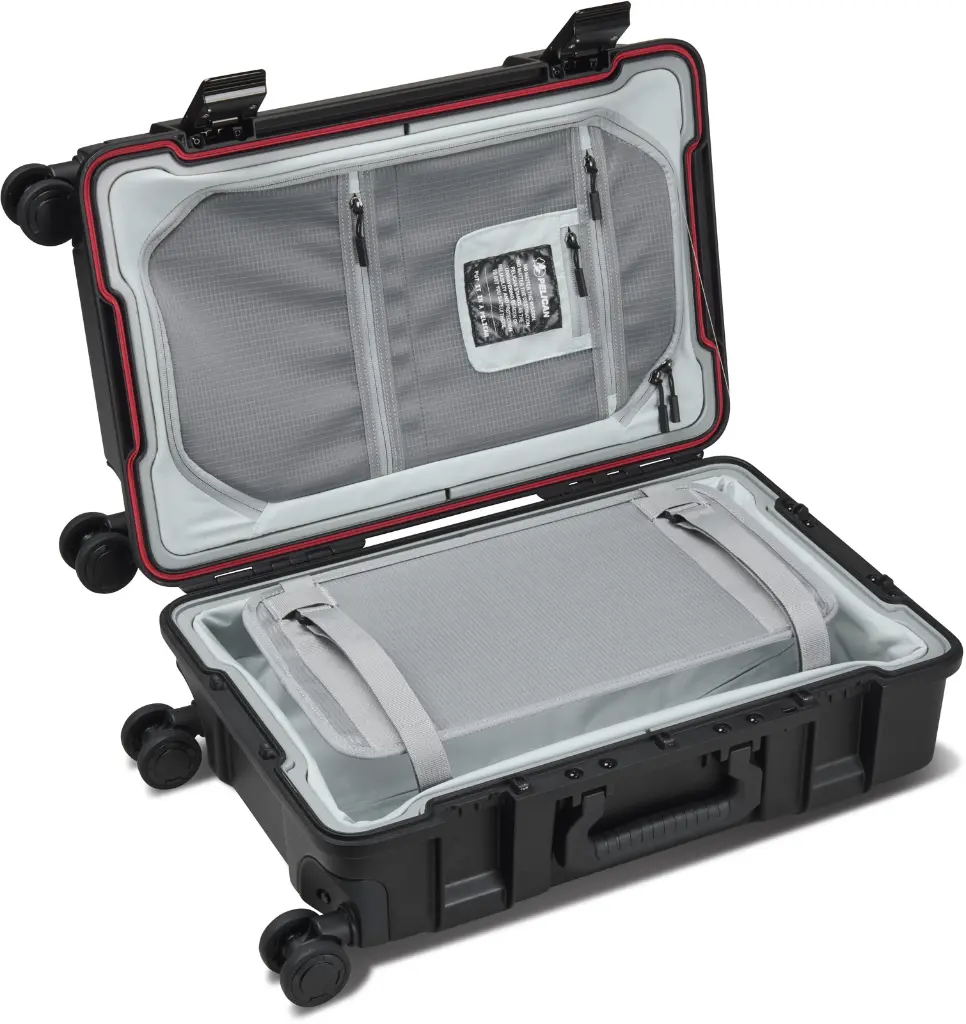 HC22,PELICAN TRVL HARDSIDE CARRY-ON,BLK