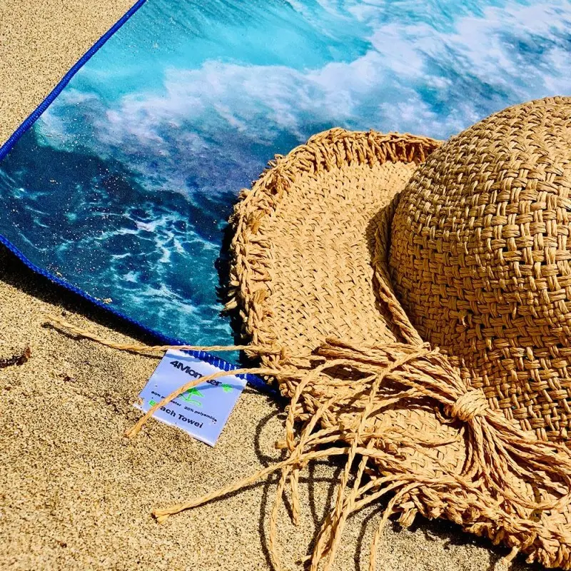 -ocean-series-microfiber-beach-towel-size-80x160cm (4).webp